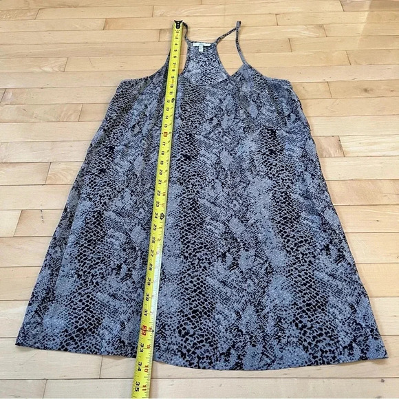JOIE Women’s XS Cambridge 100% Silk Snake Print Mini Slip Dress Grey Black - Picture 10 of 10